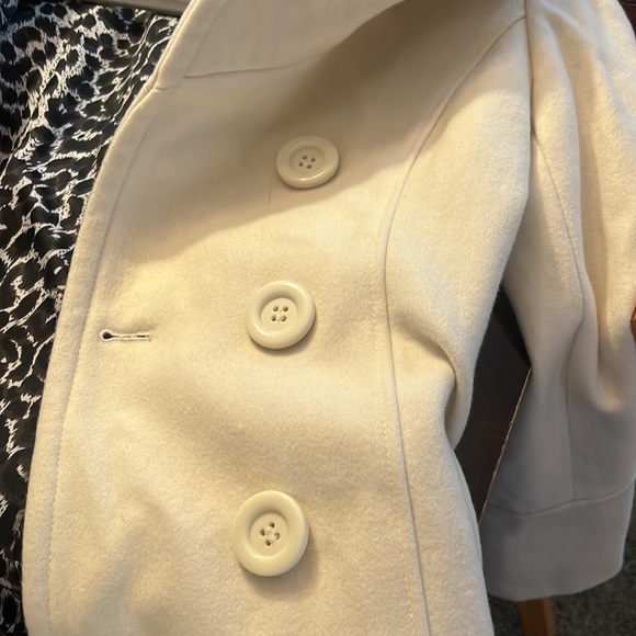 Marvin Richards women’s Wool coat. Off white with buttons , size small - Picture 15 of 15